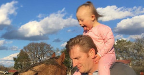 Rory Feek Is Back ''Home'' One Day After Joey Passes Away E! News UK